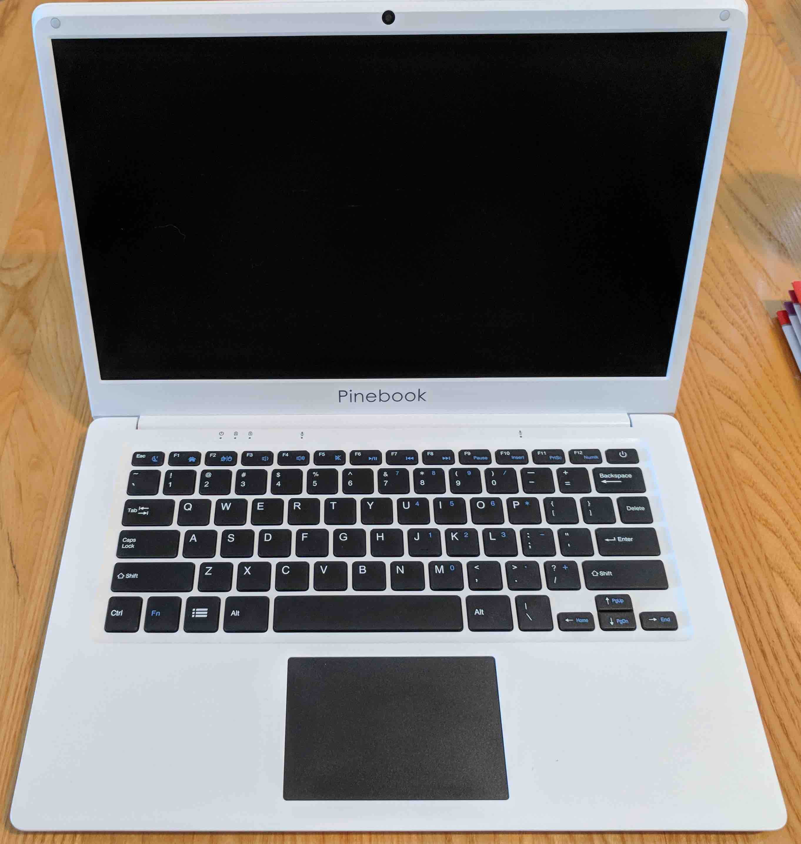 PINE64 PINEBOOK Review — Is This $89 Linux Laptop Worth it?