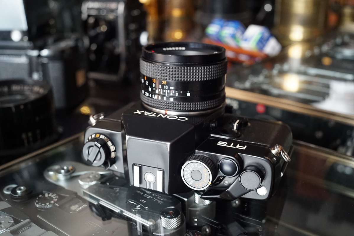 Contax RTS + Carl Zeiss Planar 1.7 / 50mm kit - Fotohandel
