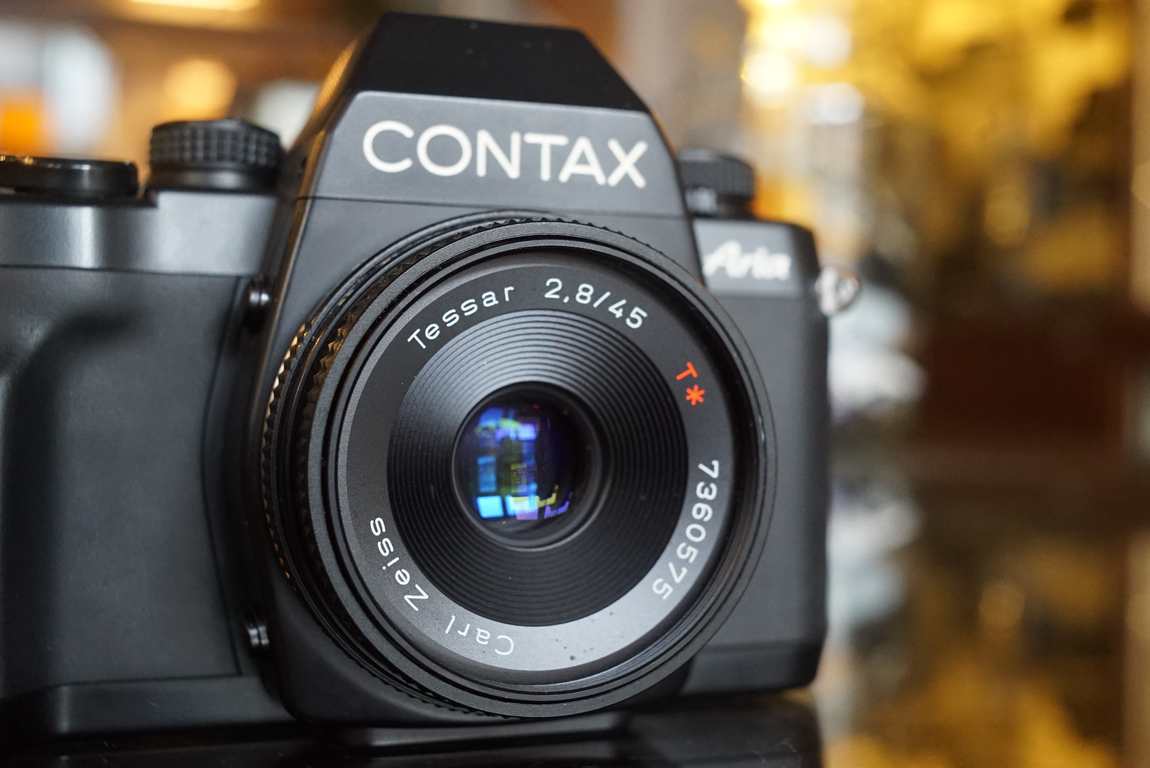 Contax Aria + Carl Zeiss 45mm F/2.8 MM pancake lens - Fotohandel