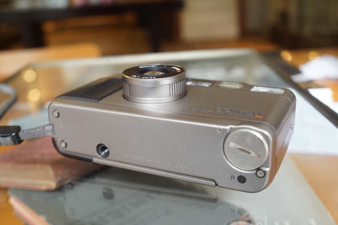 Contax T2 w/ Sonnar 38mm f/2.8 T* lens, non working flash