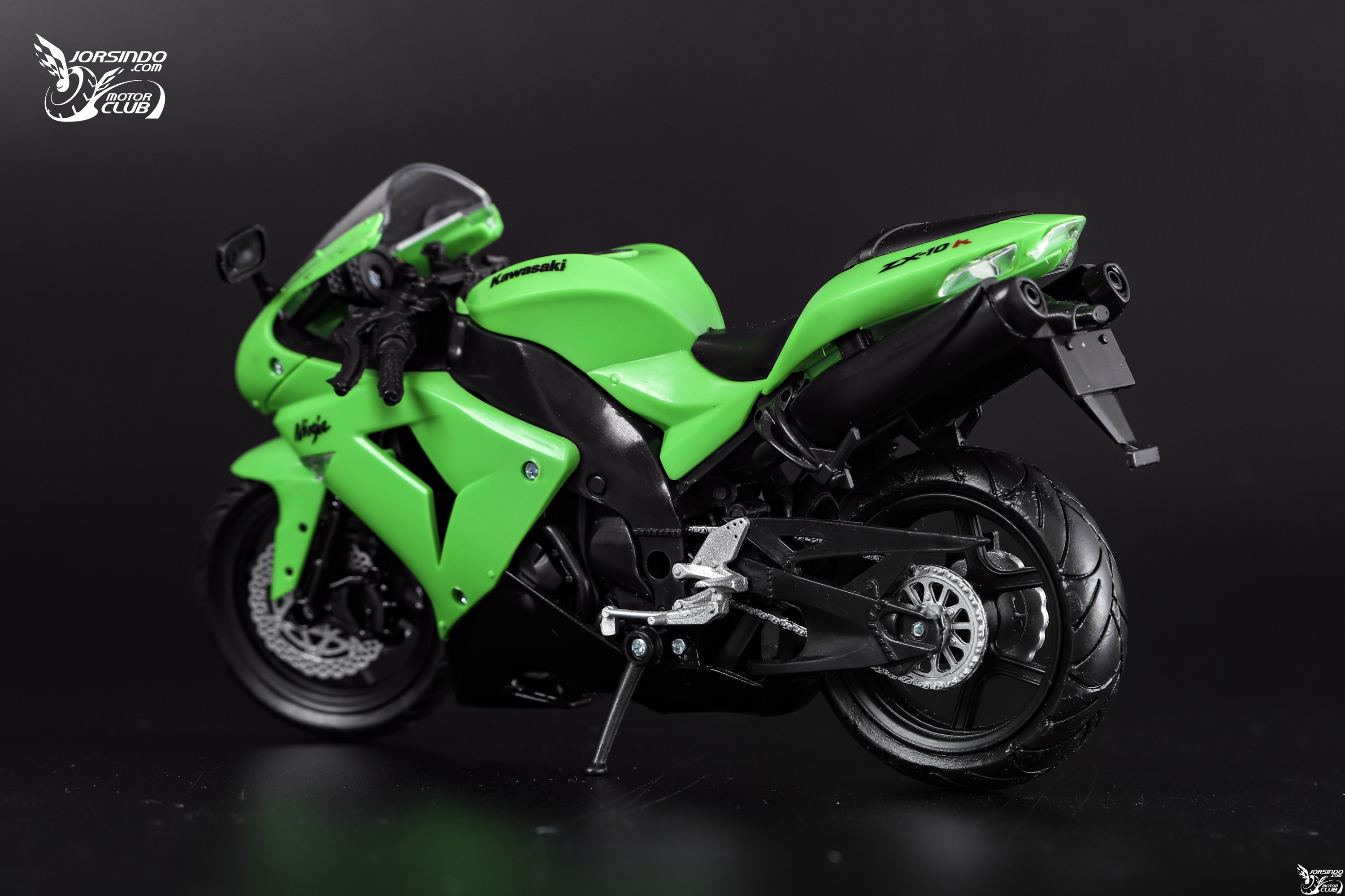 模型特輯：忍者大集合！KAWASAKI ZX-10R 1:12 歷代模型開箱