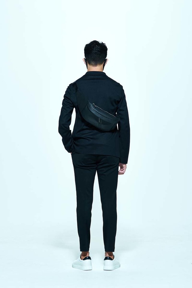 バッグ2種、ポーチ3種】撥水レザーで急な大雨も怖くない。ニュー