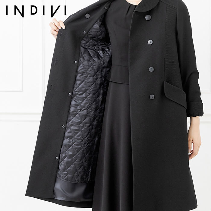 シャープな切り替えのライナーつきコート S・ブラック｜東京ソワール