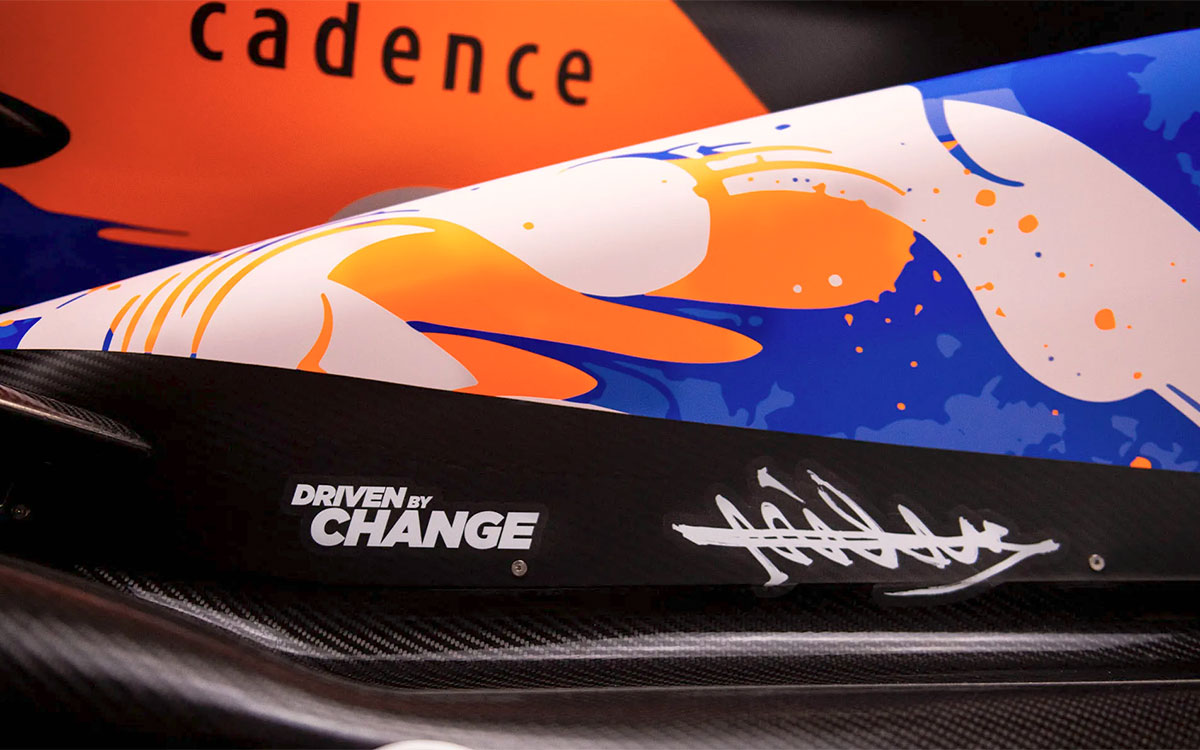 マクラーレン、F1日本GPに先立ち「江戸文字」源泉のMCL38カラーを公開