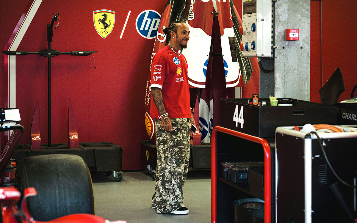 ルイス・ハミルトン、総額25億円の車コレクション”全売却”を告白―40歳