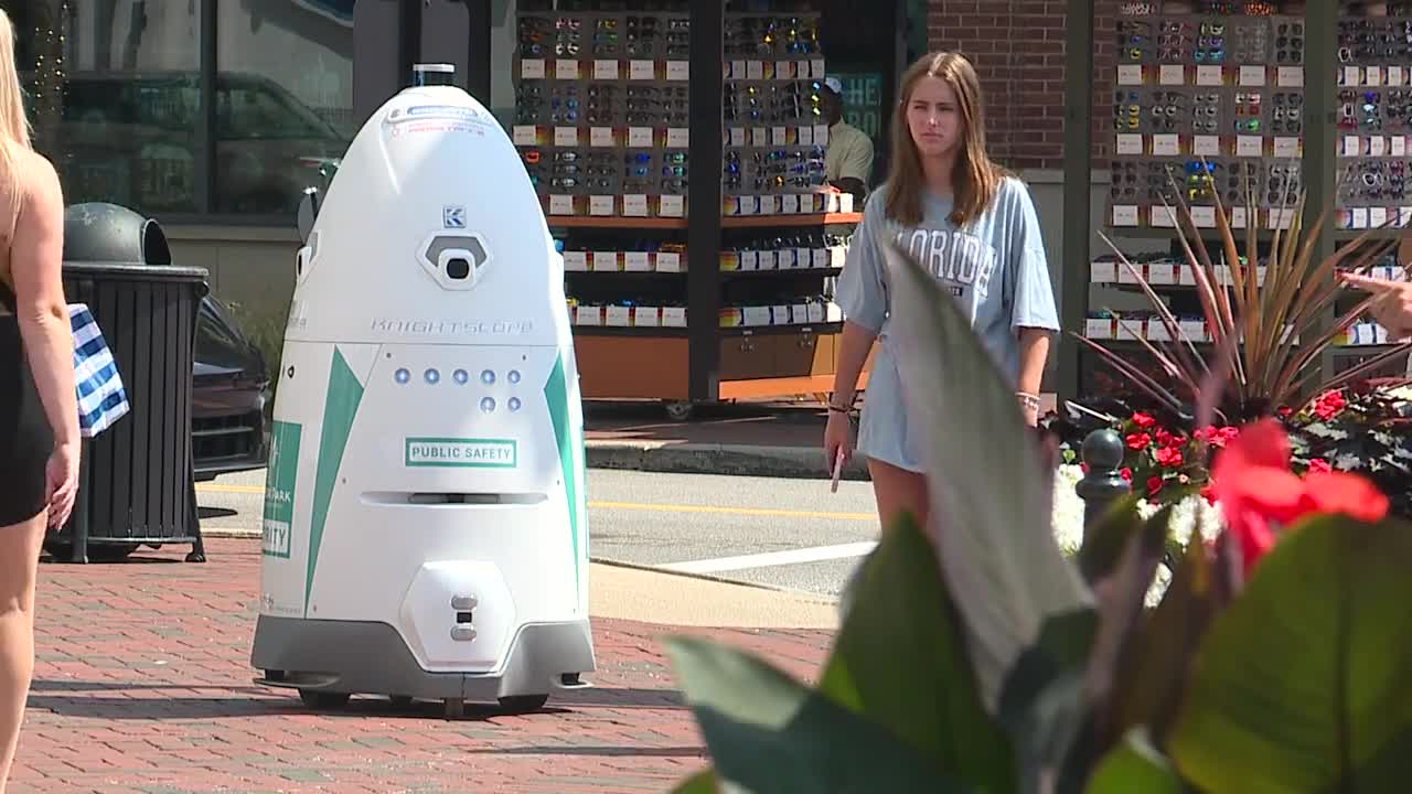 Crocker Park in Westlake, Ohio, has new security robot