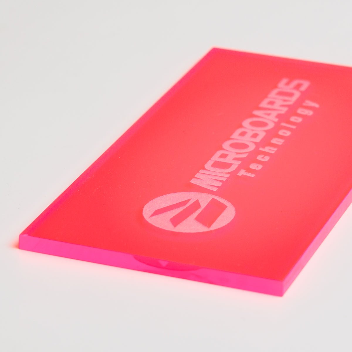 特殊アクリル板（キャスト） 3mm厚 集光レッド（レーザー加工用材料