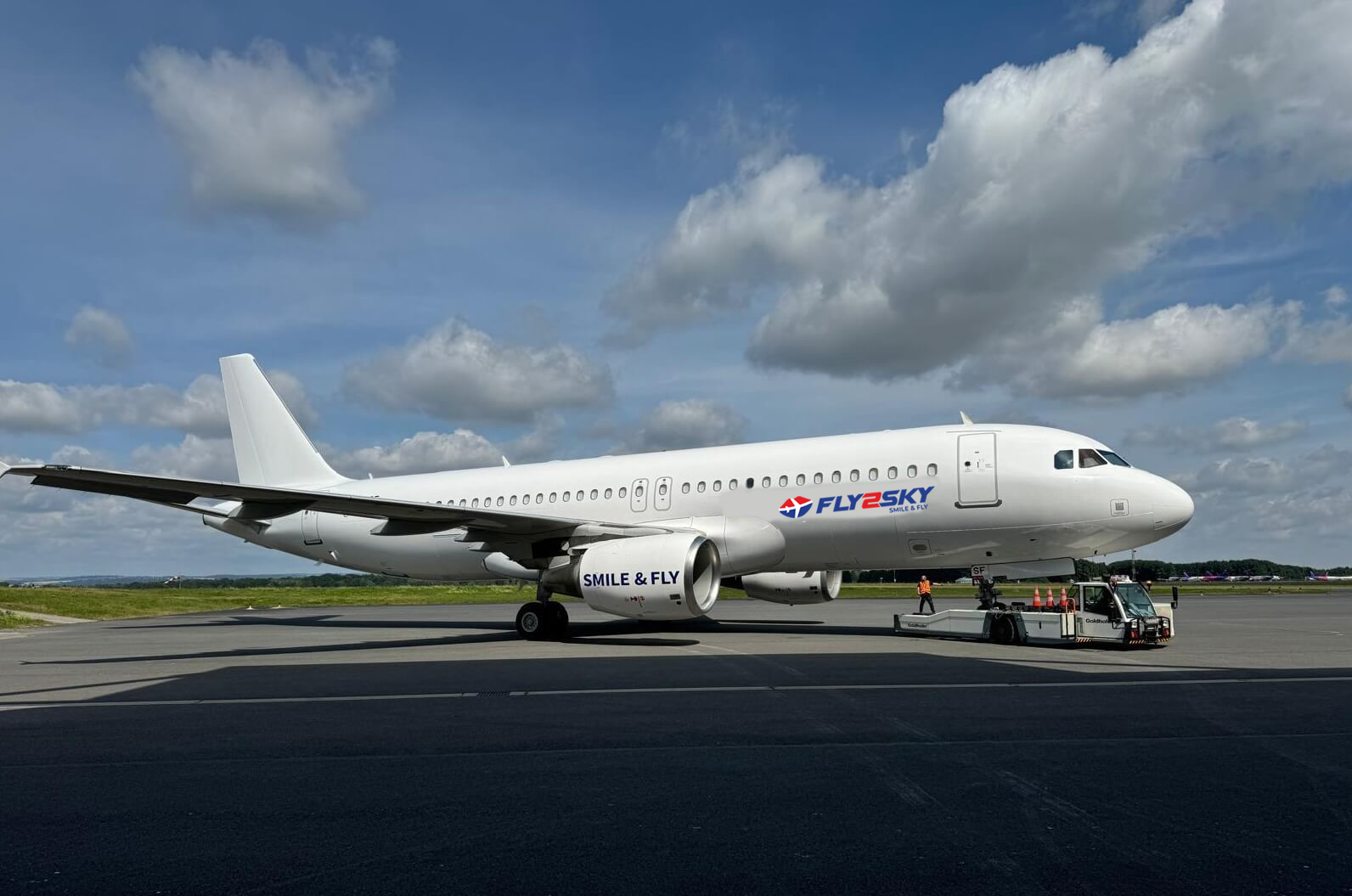 Airbus A321-211 (LZ-MDL) - Fly2Sky: Charter and ACMI Flights