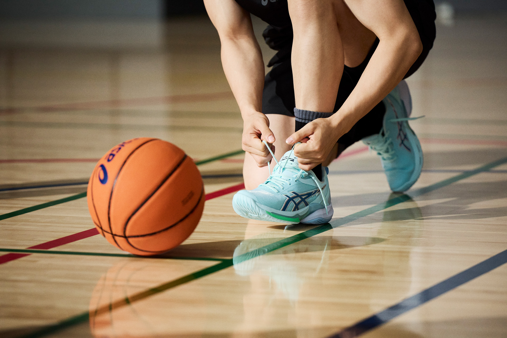 アシックスから河村勇輝選手と共同開発したシューズ「SWIFTACE YUKI