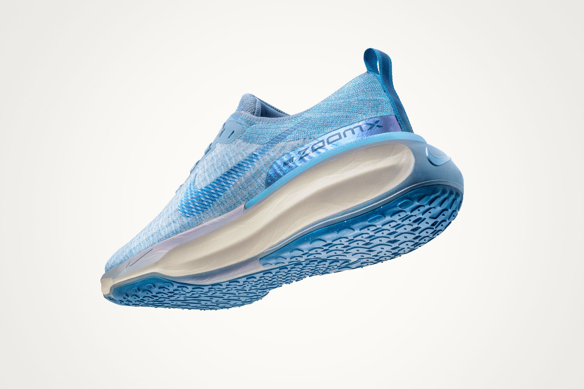 ナイキ インヴィンシブル 3が1月26日からナイキメンバー先行発売