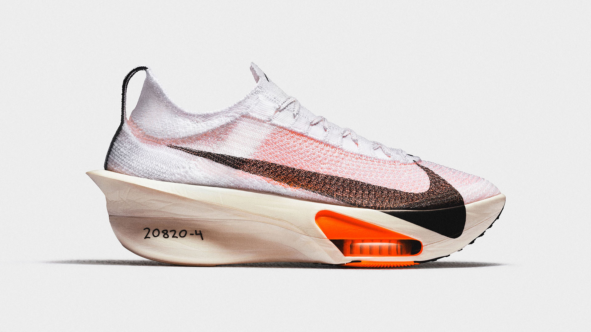 すべてのマラソンランナーにスピードを提供するナイキ アルファフライ