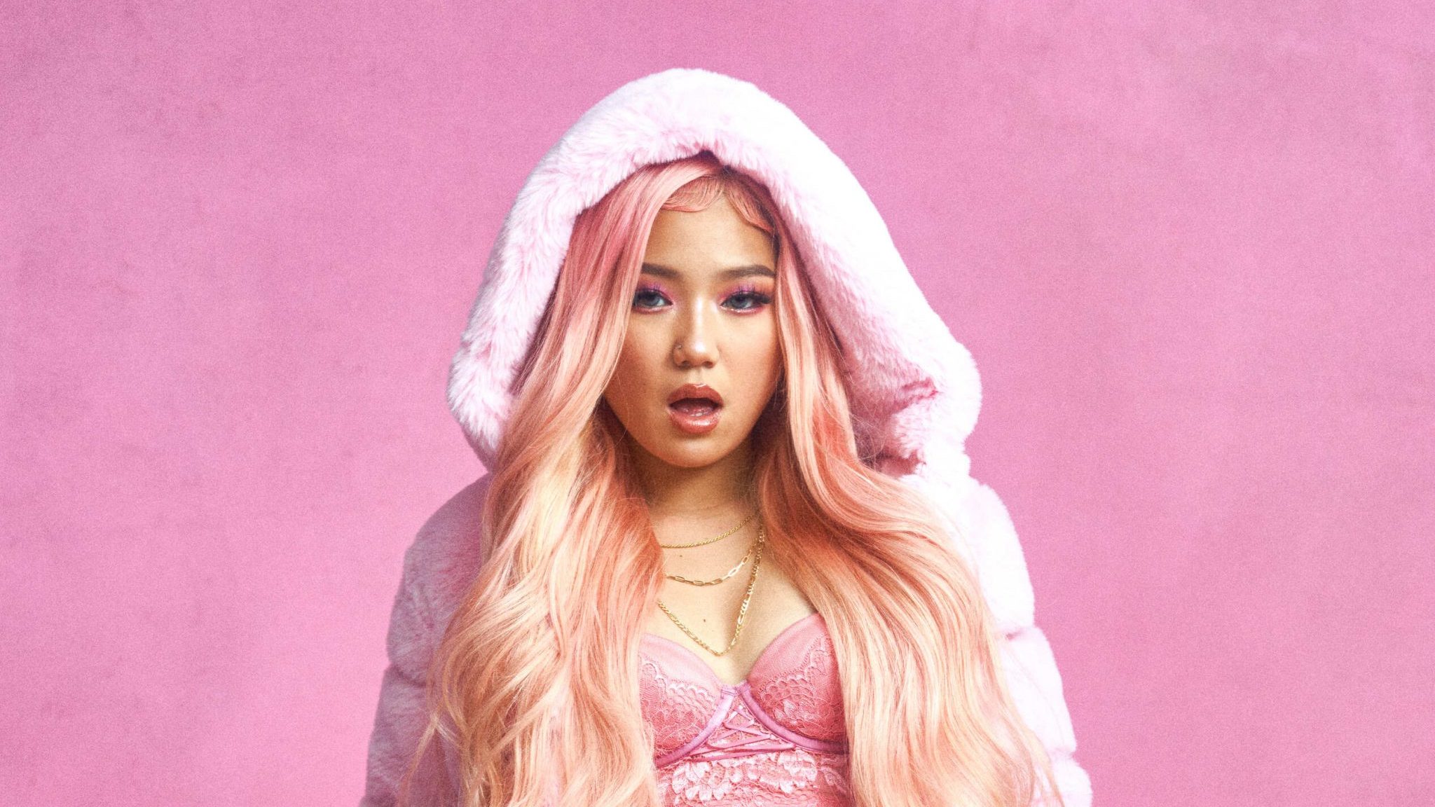 LANAがEP『19.5』を来週リリース | 7を迎えた