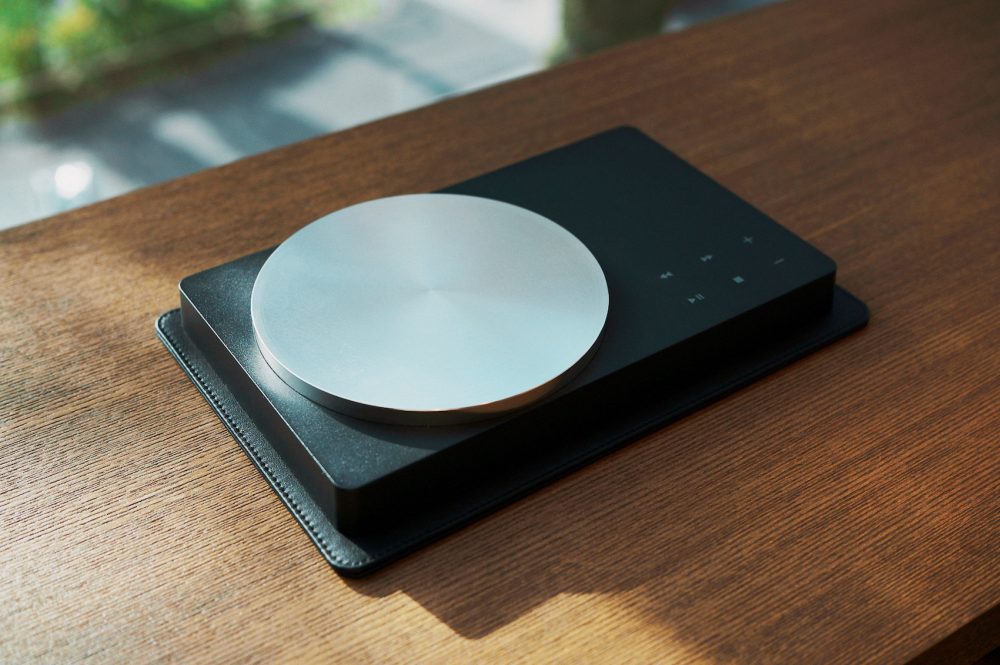 ペトロールズと代官山 蔦屋書店がコラボしたCDプレーヤーが限定発売