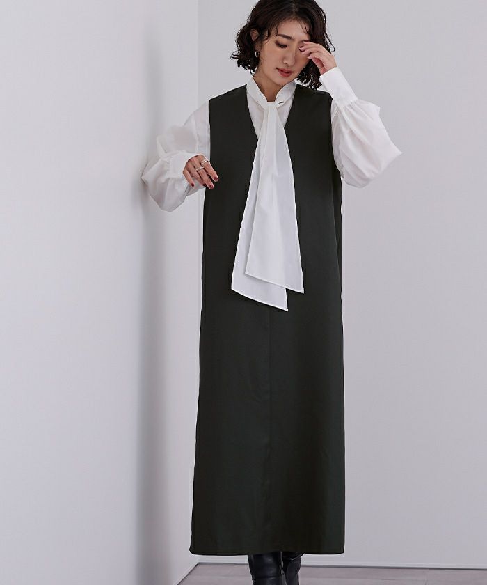 ソフトツイルディープVネックIラインワンピース | ur's（ユアーズ）