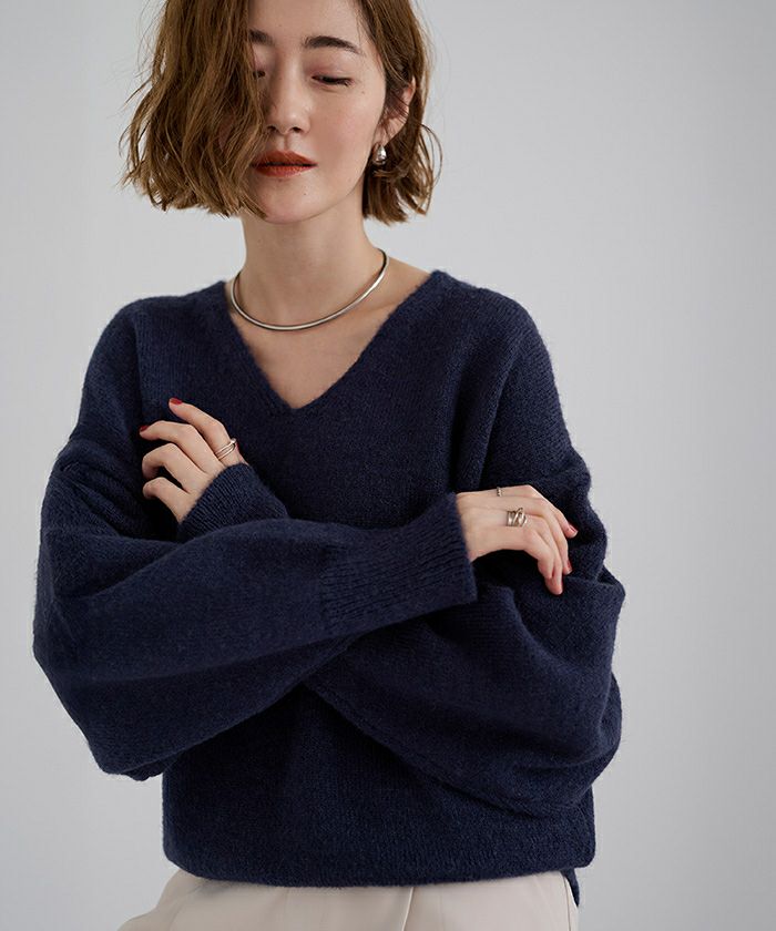 ウールブレンドVネックニットプルオーバー | ur's（ユアーズ）