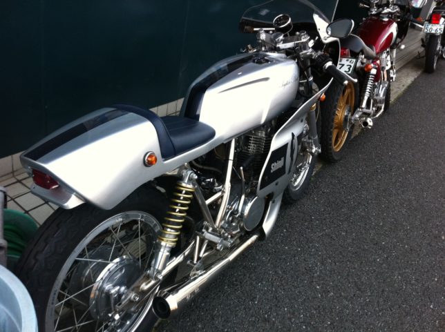 SR400 ペイトンプレイス 全マフラーについてまとめる。 | from experience