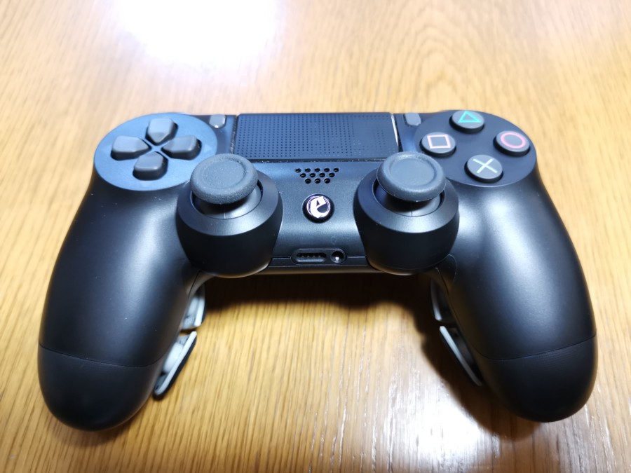 レビュー記事】エビルコントローラー PS4純正モデルを改造して作られた