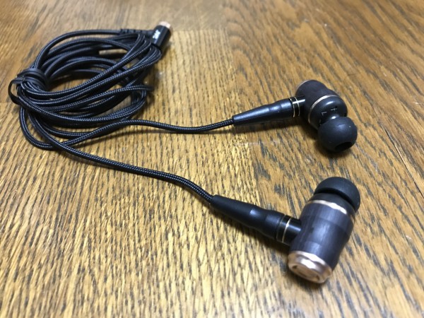 JVCケンウッドの木製素材の高級イヤホン「HA-FX1100」レビュー