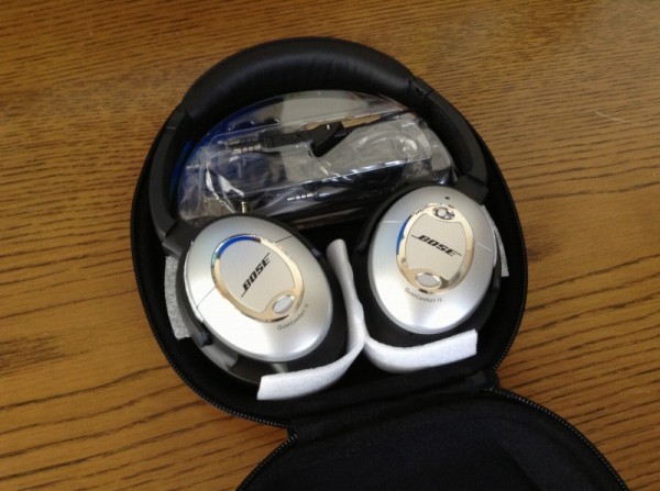 BOSEのノイズキャンセリングヘッドホン「QuietComfort 15」レビュー