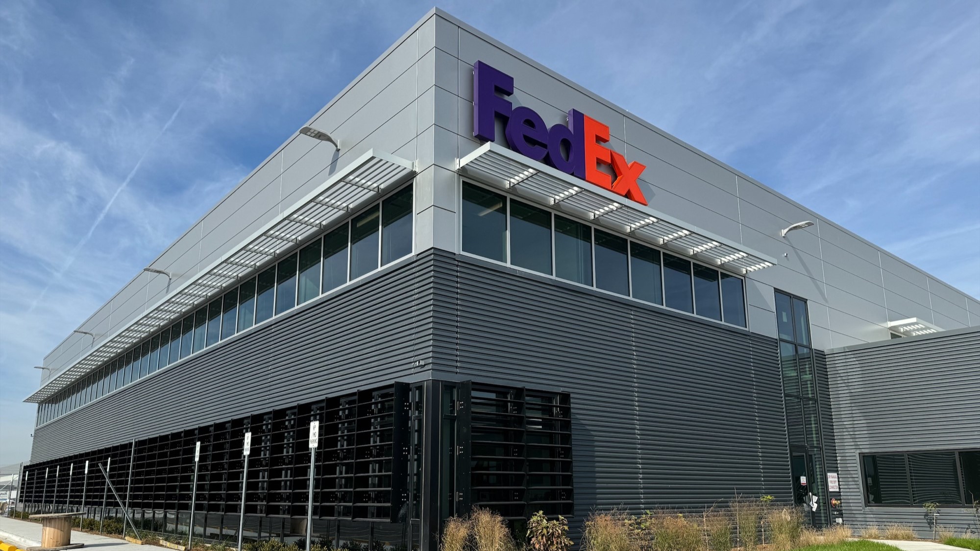 FedEx expansion at Detroit airport boosts parcel, freight capacity