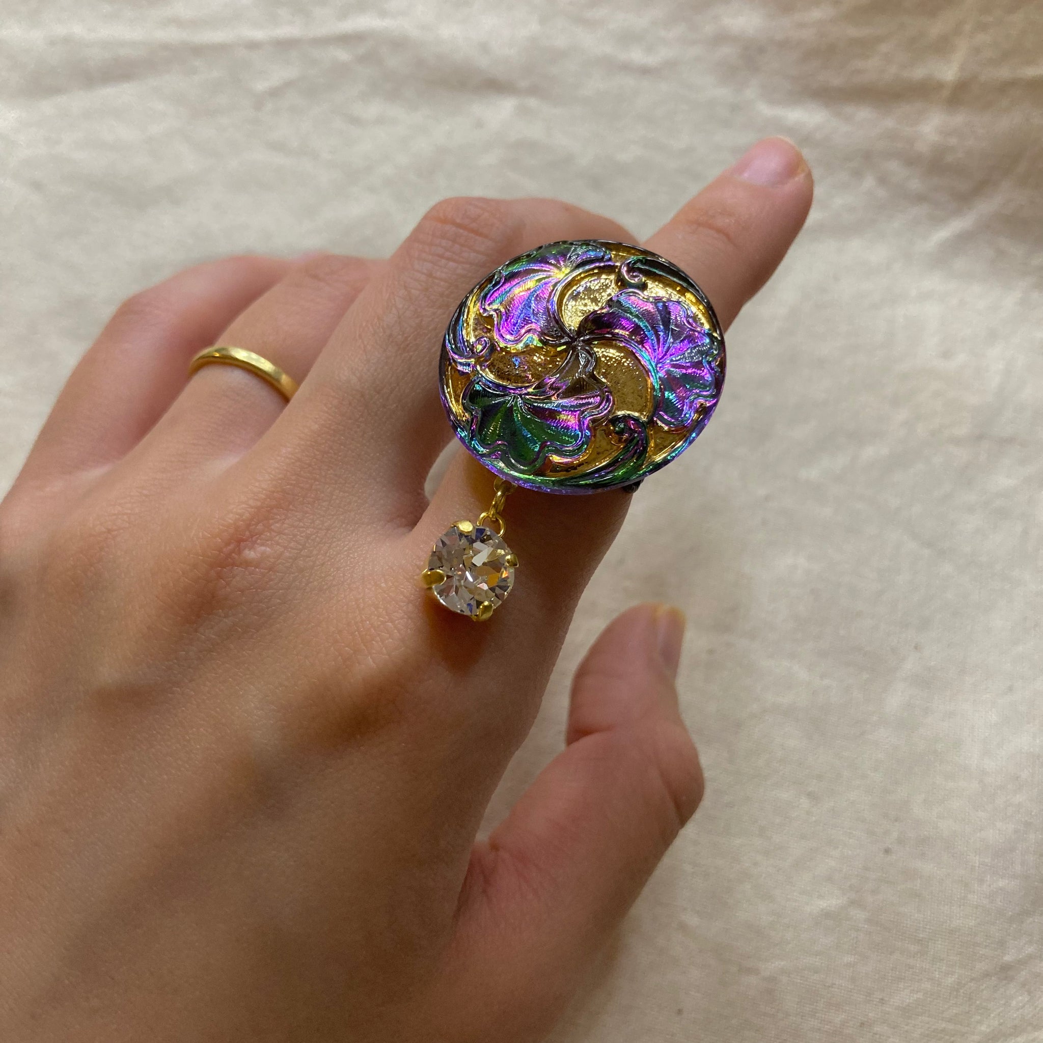 717 ✧POGGI Paris✧フランス ポッジ ガラス ドロップ ブローチ 717