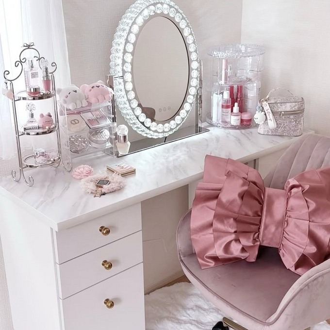 毎日の支度が楽しみに変わる、心ときめくメイク時間を演出する