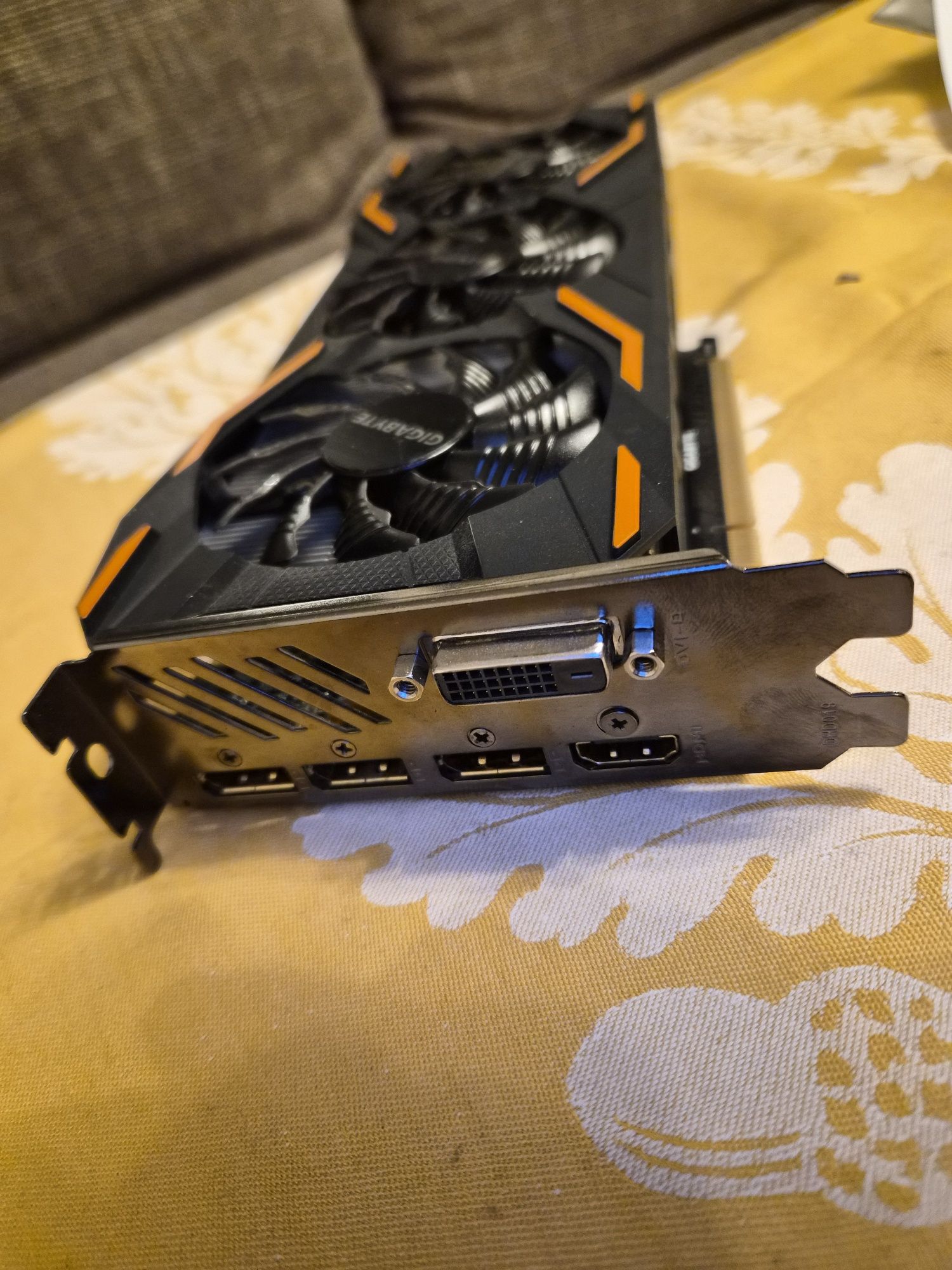 Gtx 1080 gigabyte Otopeni • OLX.ro