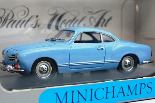 フォルクスワーゲン カルマンギア クーペ ライトブルー