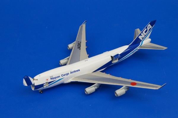 KZD44402 1/400 B747-400F NCA JA01KZ ジオラマ