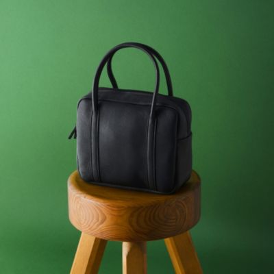 Aeta(アエタ)のSQUARE BOSTON ： S通販 | 集英社HAPPY PLUS STORE