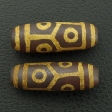 亀甲六眼天珠／約30×10mm – 天然石の店 ふうちゃん