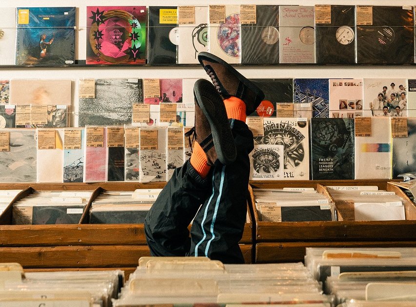 パトリック》と「Jazzy Sport」によるコラボ第2弾が到着！80年代を