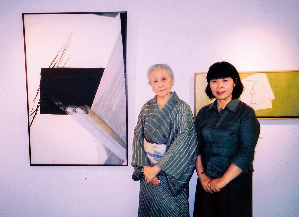 篠田桃紅 作品館 ○ 2005年 篠田桃紅 作品館 ○ 2005年 篠田桃紅 作品