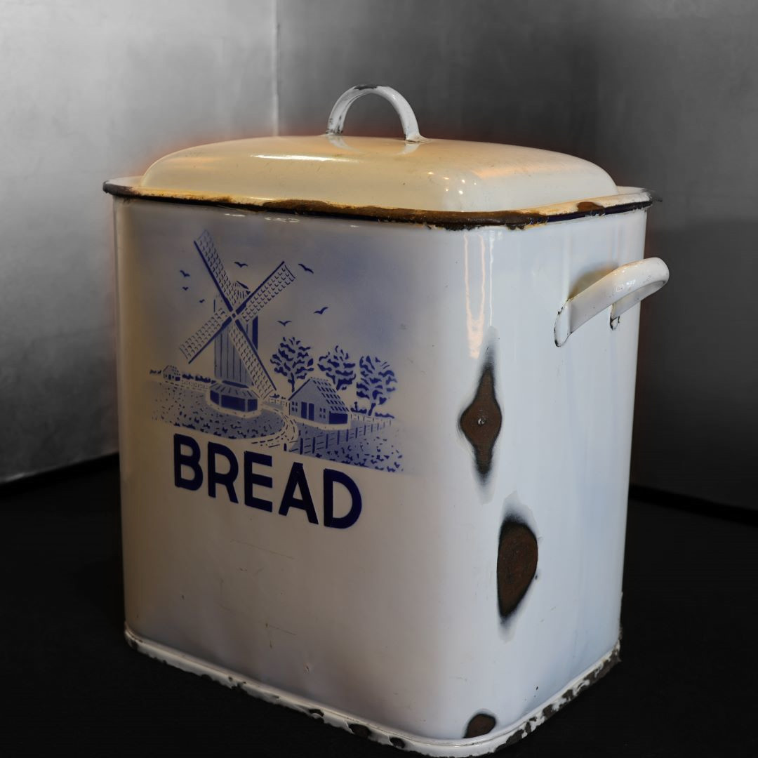 アンティーク ブレッド缶 イギリス キッチンアイテム