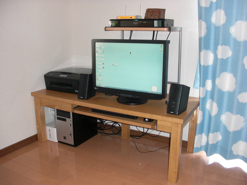 無垢手作り学習机：家具職人が一人で全てを作る本物の福庭家具工房-岐阜県