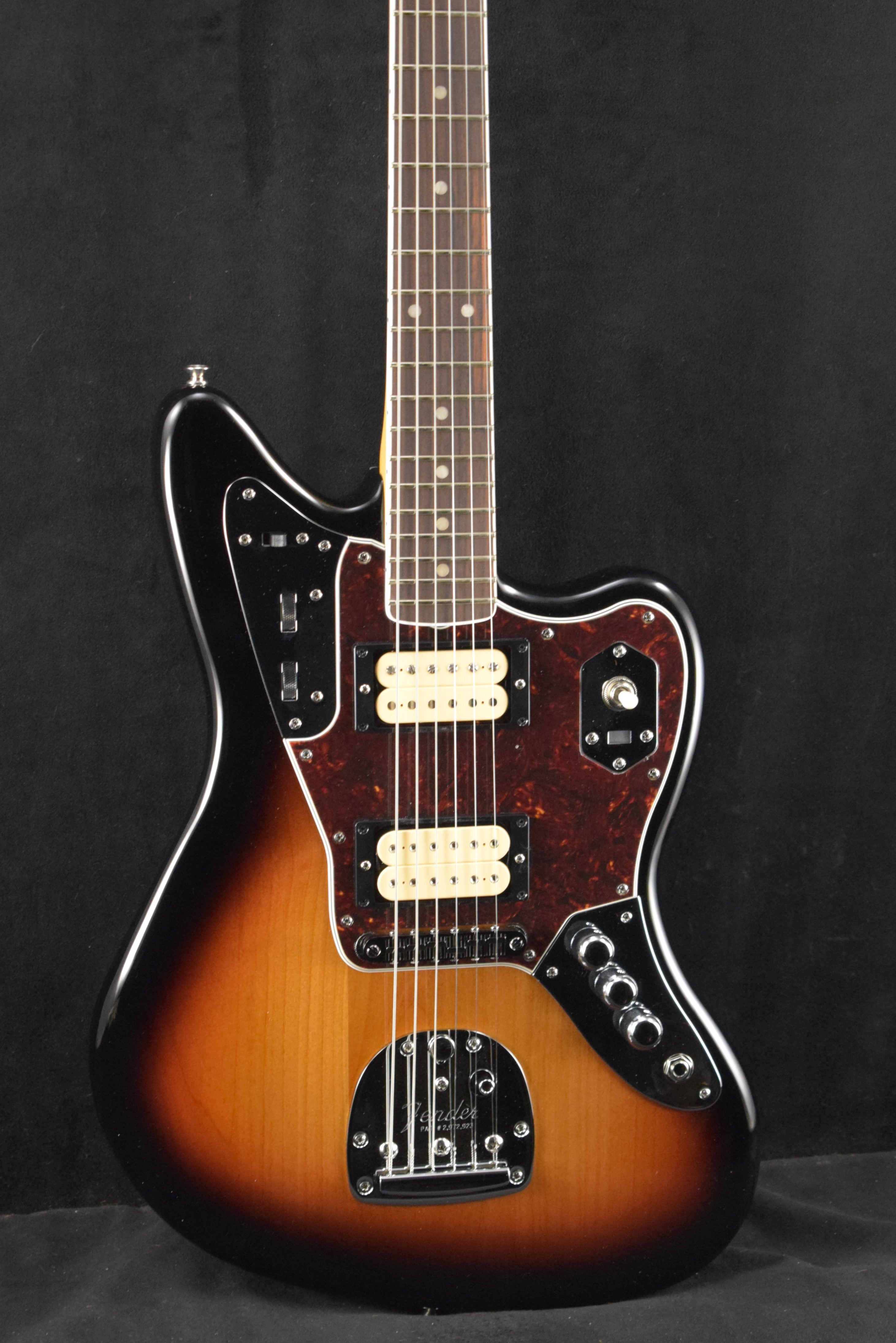 Fender Kurt Cobain Jaguar Rosewood Fingerboard 3-Color Sunburst