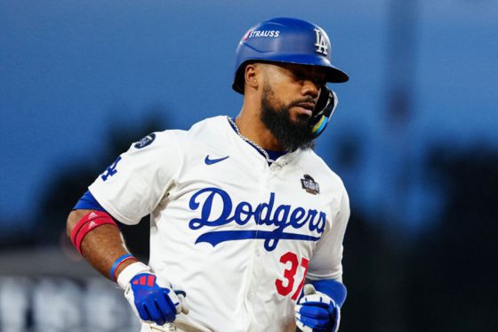 T・ヘルナンデス、ドジャースのQOを拒否 1年32億円の残留申請…海外記者