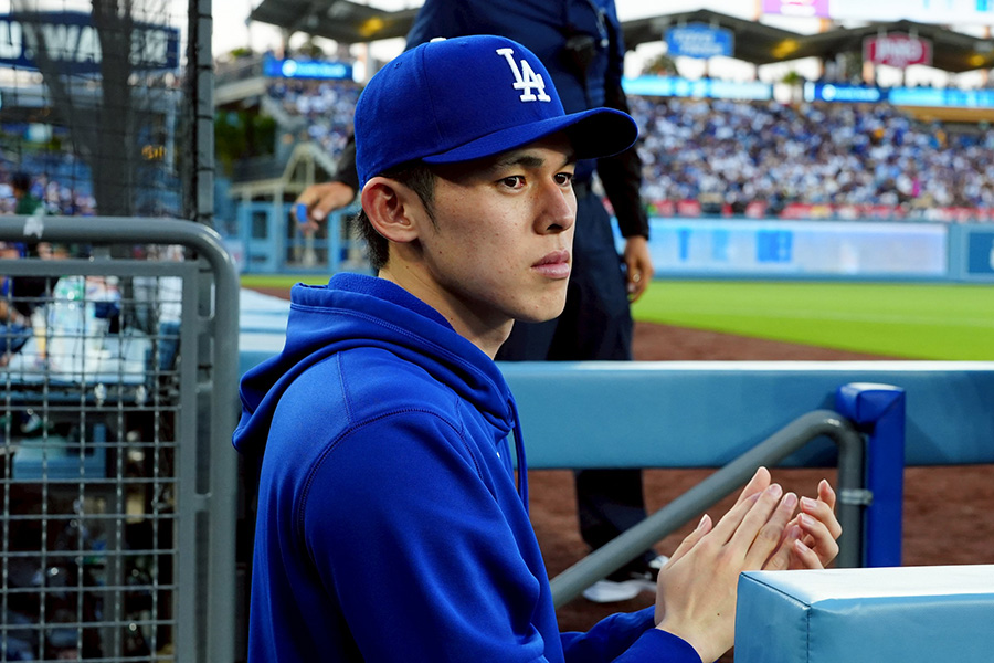 佐々木朗希は「一番無口で繊細」 ロバーツ監督が指摘…大谷翔平＆山本
