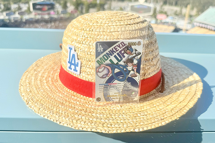 ド軍戦で配布、ワンピースグッズが高額転売 試合5時間前からファン殺到