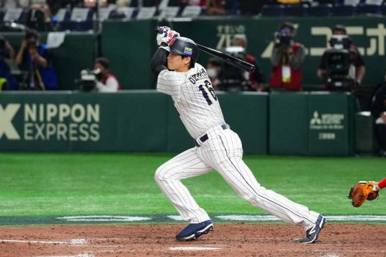 大谷翔平がWBC初マルチ フェン直2点二塁打＆174キロ右前打、4回5K無