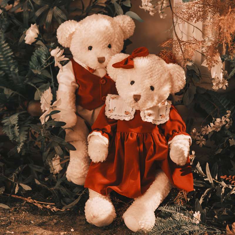 くま ぬいぐるみ｜チェック柄ドレス姿のくまのぬいぐるみ くま|くま