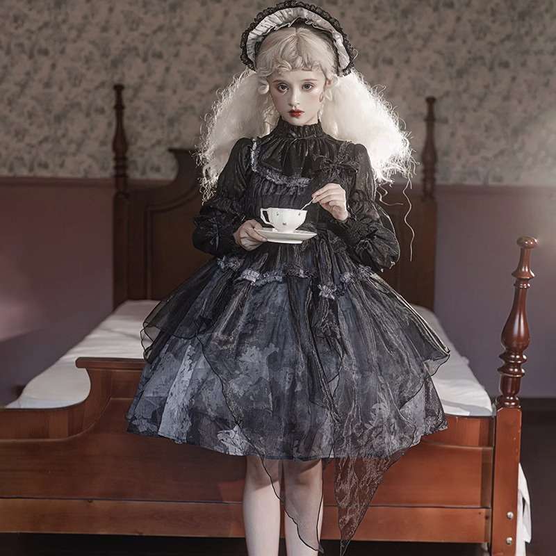 ロリータファッション【ゴスロリ】 幻想的レースドレス ゴスロリ