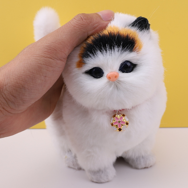 華やか鈴付き三毛猫ぬいぐるみ 三毛猫|猫ぬいぐるみ専門通販 Nyankomo