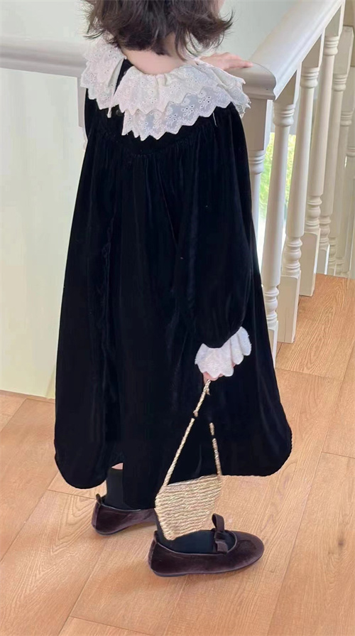 ピアノ発表会用ワンピース 韓国風ベロア素材 白襟フリル 長袖