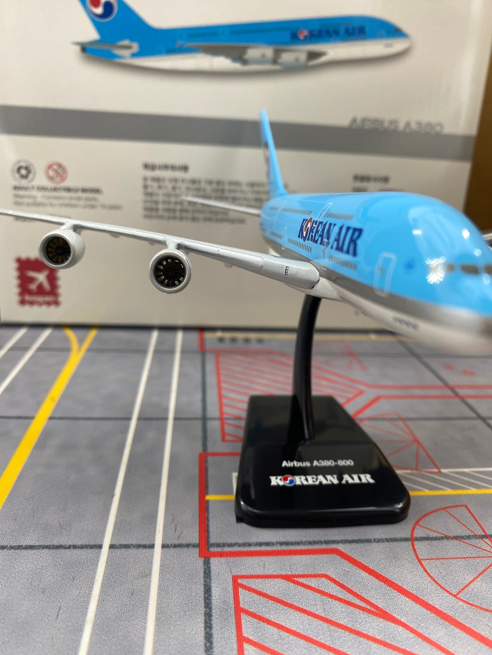 1:400 Hogan Wings Korean Air Airbus A380 Diecast Model With Stand