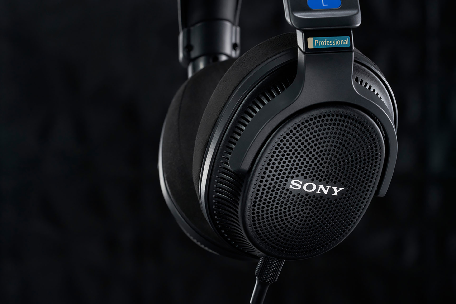 Sony Launches new MDR MDV-1 Headphones for Spacial Content