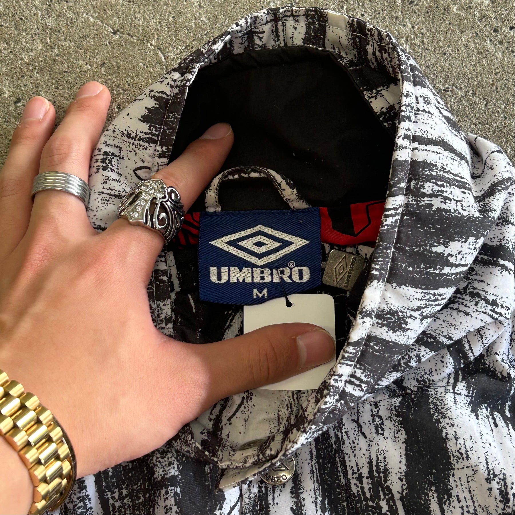 古着 90's UMBRO/ アンブロ/ ナイロンジャケット/ 総柄