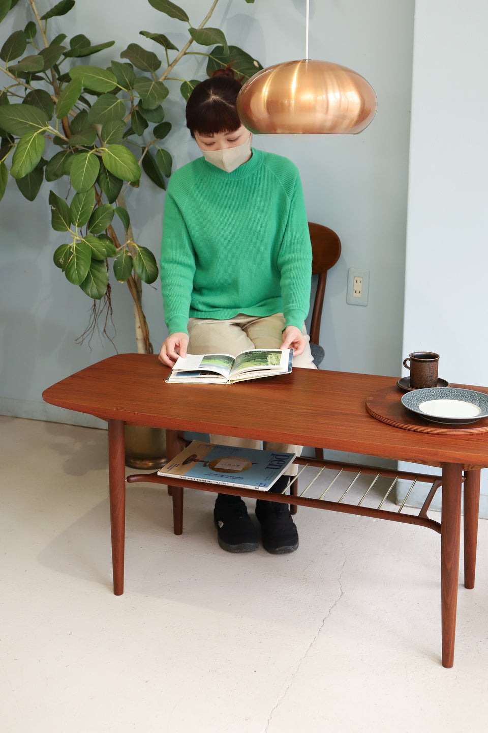 デンマークヴィンテージ コーヒーテーブル ラック付き 北欧家具/Danish