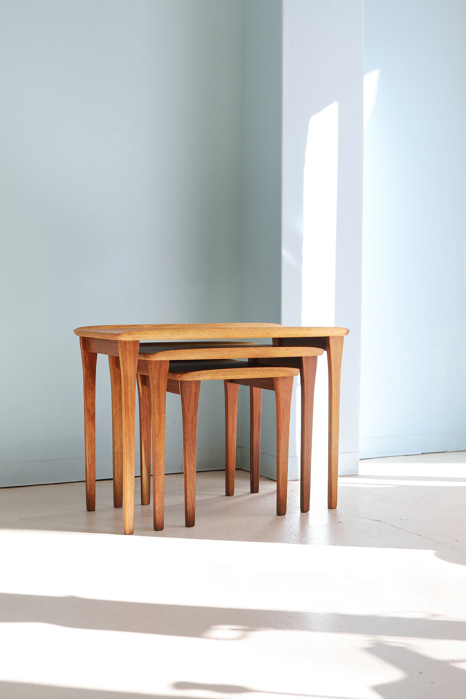 バージェスファニチャー ネストテーブル ヴィンテージ サイドテーブル