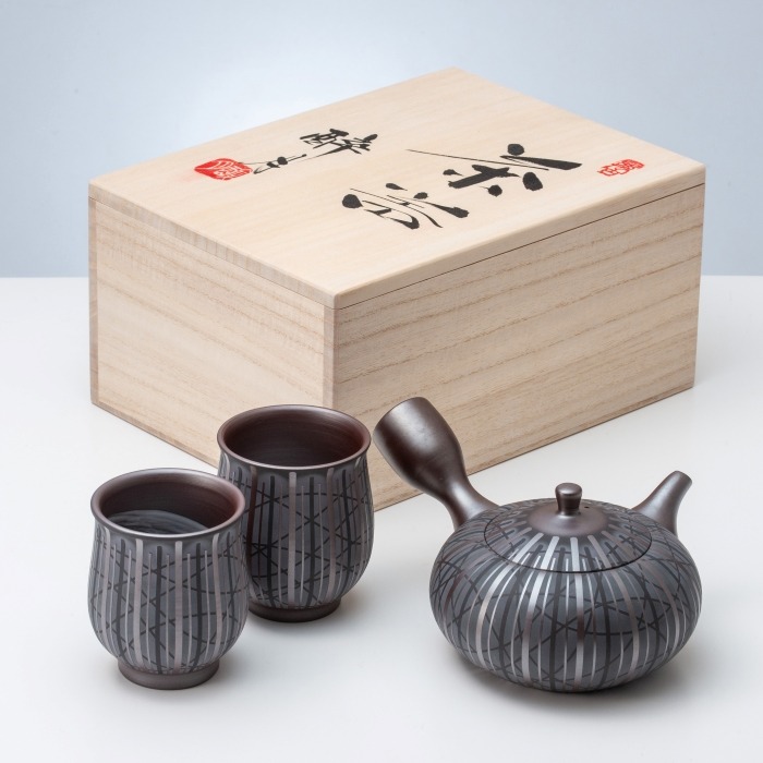 d38f7c85-a570-4e72-8cb7-